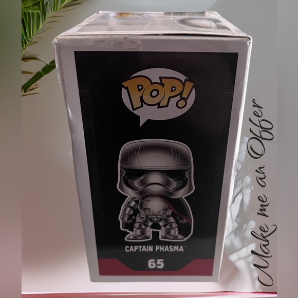 Funko Pop! Star Wars Captain Phasma The Force Awakens Vinyl - Picture 5 of 11